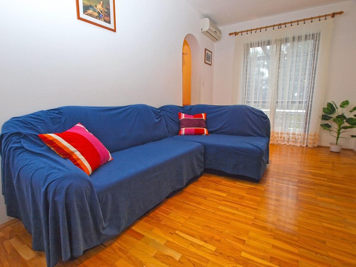 Apartments Dvorine 1210 班约勒 外观 照片